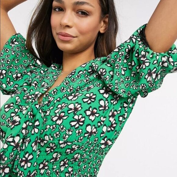 Topshop Green Tie Neck Short Sleeve Floral Top sz 2 - Picture 4 of 12